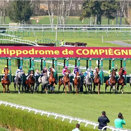 Le Solfe Lou - Coeur De Ville Compiegne Exterior photo